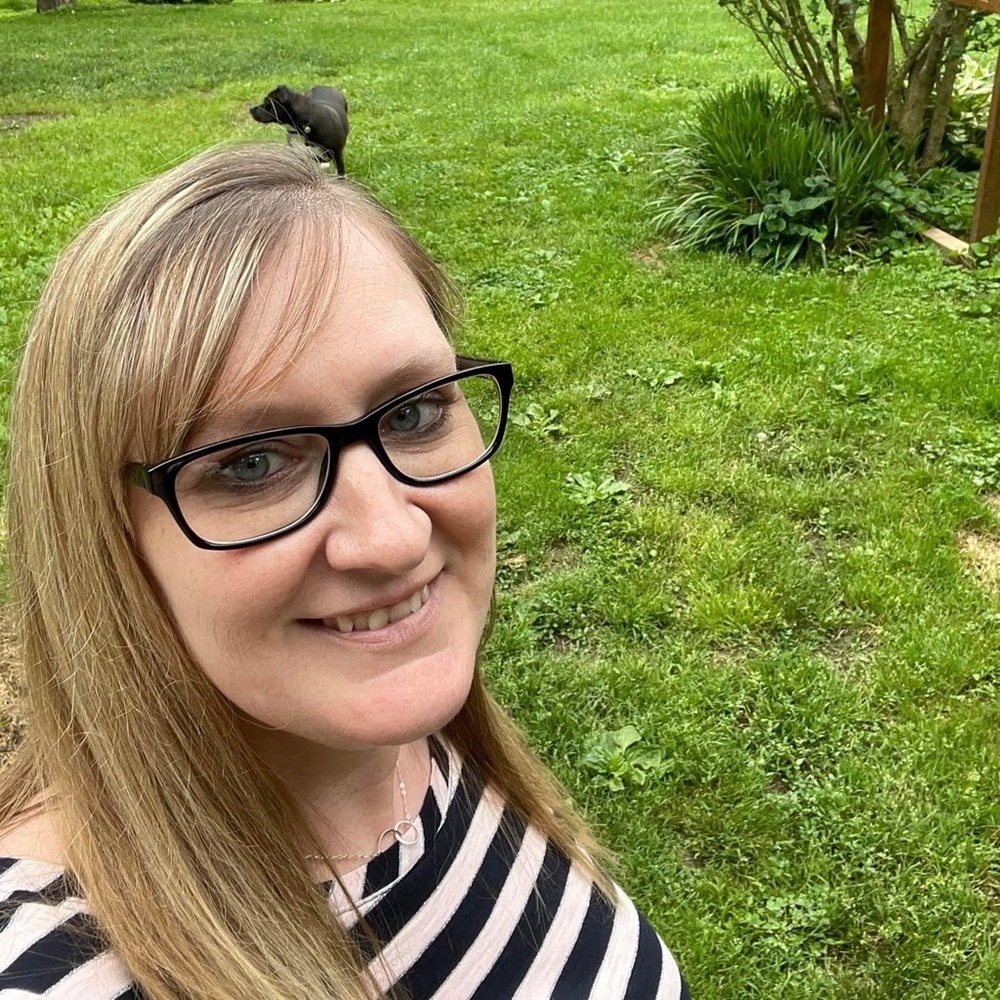 Meet your Posher, Stephanie